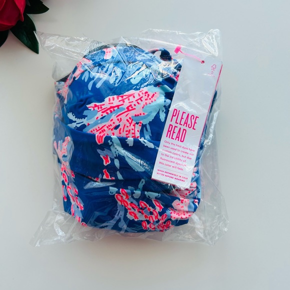 Lilly Pulitzer flamenco one piece swimsuit - Picture 10 of 14